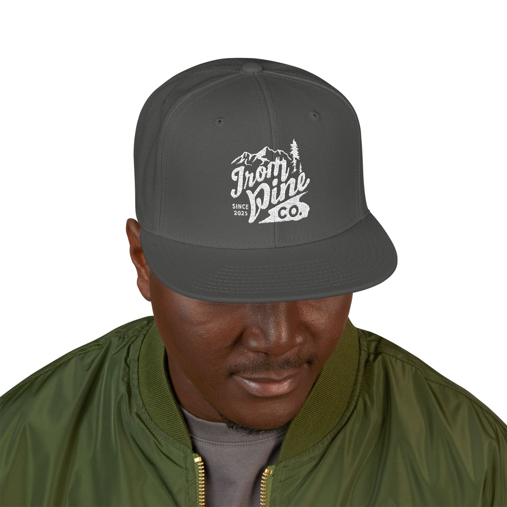 Snapback cap ( Flat bill )